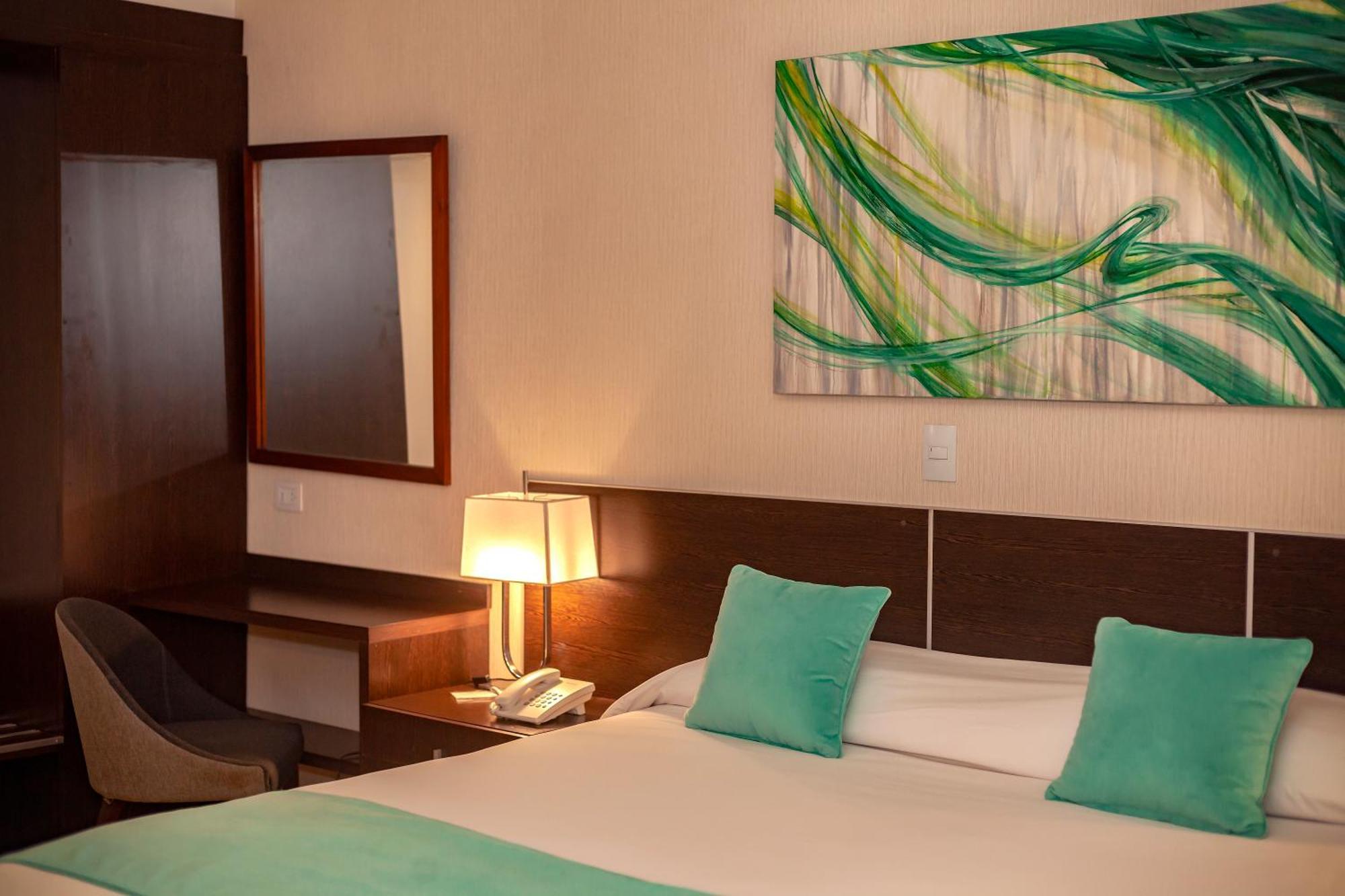 Garden Plaza Hotell San Miguel de Tucumán Exteriör bild